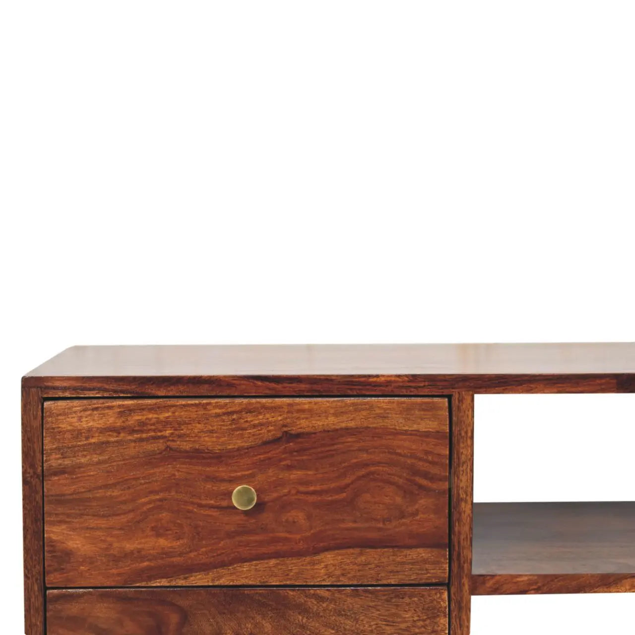 Tula Media Unit - Living with Luxury