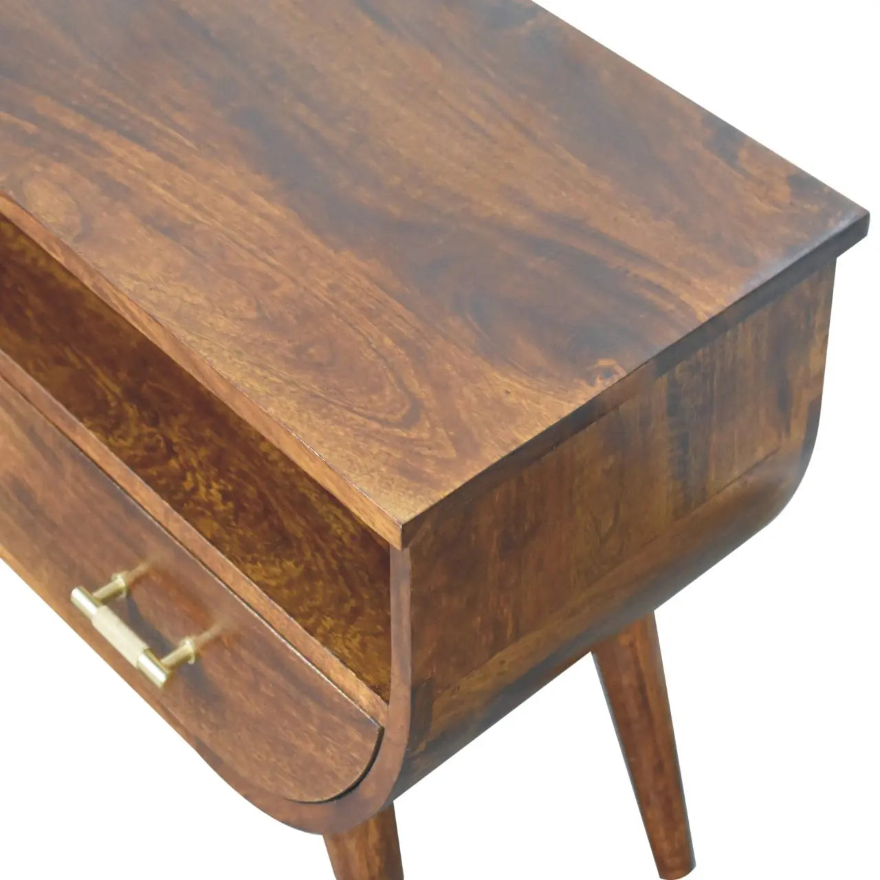 Agra Media Unit - Living with Luxury