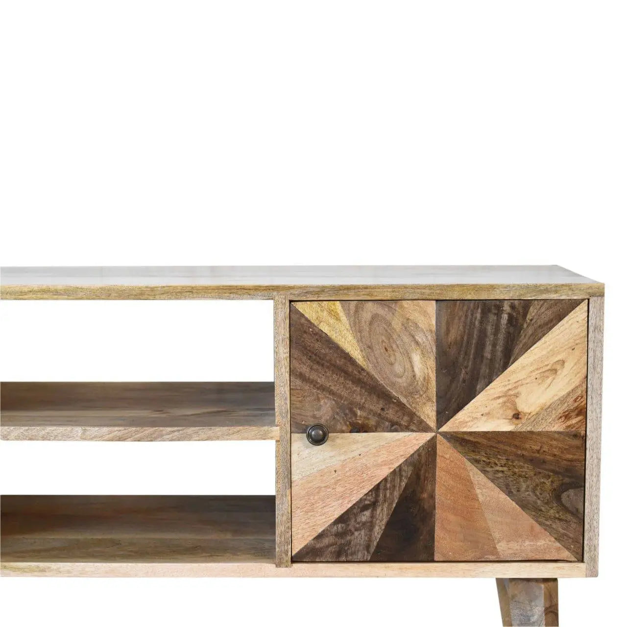 Safi Media Unit - Living with Luxury