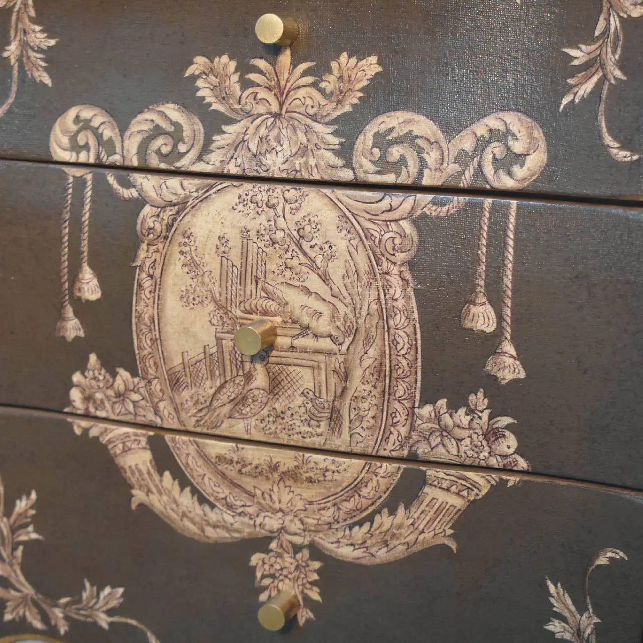 Coroner Bedside - Living with Luxury